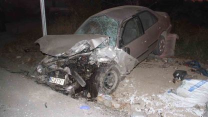 Konya’da traktör ile otomobil çarpıştı: 2 yaralı