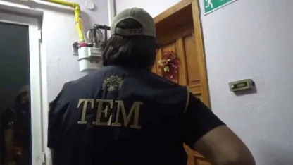 Eskişehir merkezli 4 ilde FETÖ’nün kadın yapılanmasına yönelik operasyonda 16 şahıs yakalandı