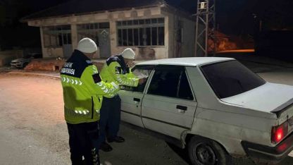 Trafik denetiminde kurallara uymayan sürücülere ceza yağdı