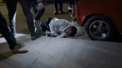 Aksaray’da yol ortasında palalı saldırı: 1 ağır yaralı