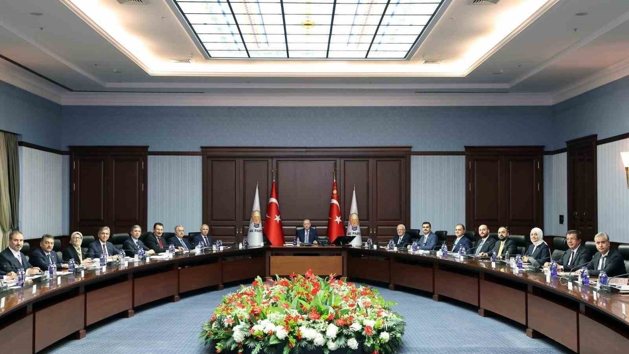 AK Parti MYK başladı