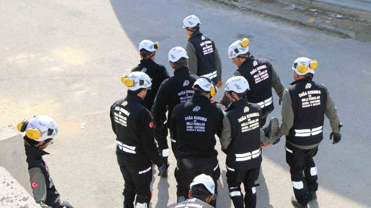 Asrın Felaketi sonrası kritik adım: DKMP kendi arama kurtarma ekibini oluşturdu