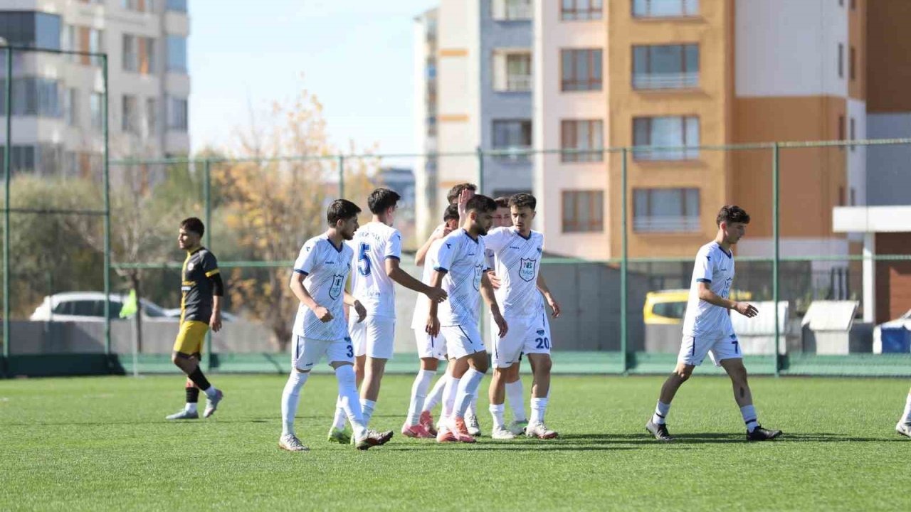 Kayseri Atletikspor ilk mağlubiyetini aldı