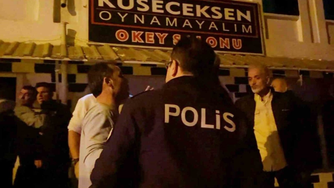 &quot;Küseceksen Oynamayalım&quot; kahvehanesindeki kavga sokağa taştı