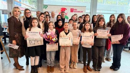 Çocuklar geleceğin robotik hayvanlarını resimledi