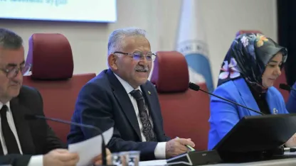 Başkan Büyükkılıç’ın 2027 ‘Kültür Başkentliği’ önergesi meclisten tam destek aldı