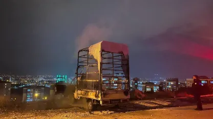 Niğde’de park halindeki kamyonette yangın çıktı