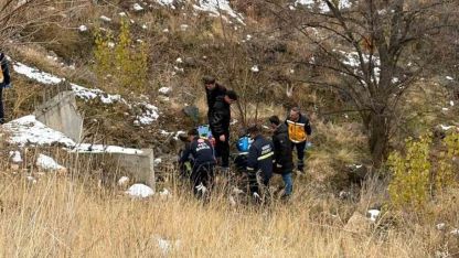 Yozgat’ta motosikletli sürücü şarampole yuvarlandı