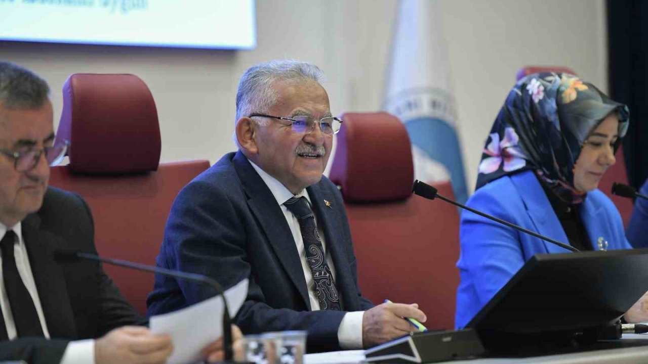 Başkan Büyükkılıç’ın 2027 ‘Kültür Başkentliği’ önergesi meclisten tam destek aldı