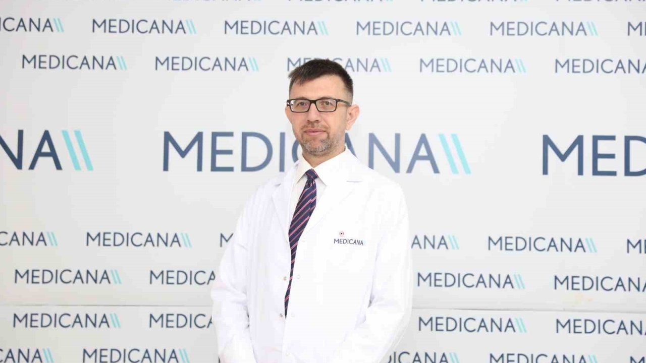 Kalp ağrısı sanılıyor, reflü çıkıyor