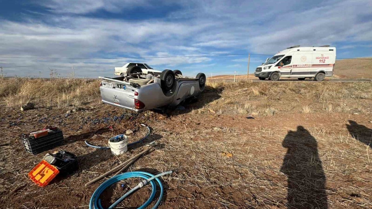 Kulu’da belediye aracı takla attı, 3 personel yaralandı