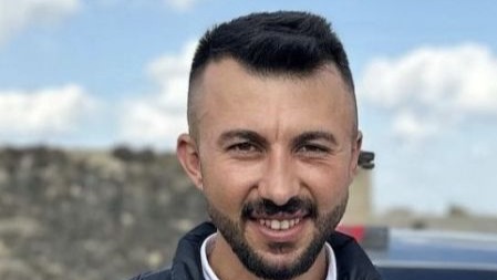 Tabancasını temizlerken kazayla kendini vuran genç öldü