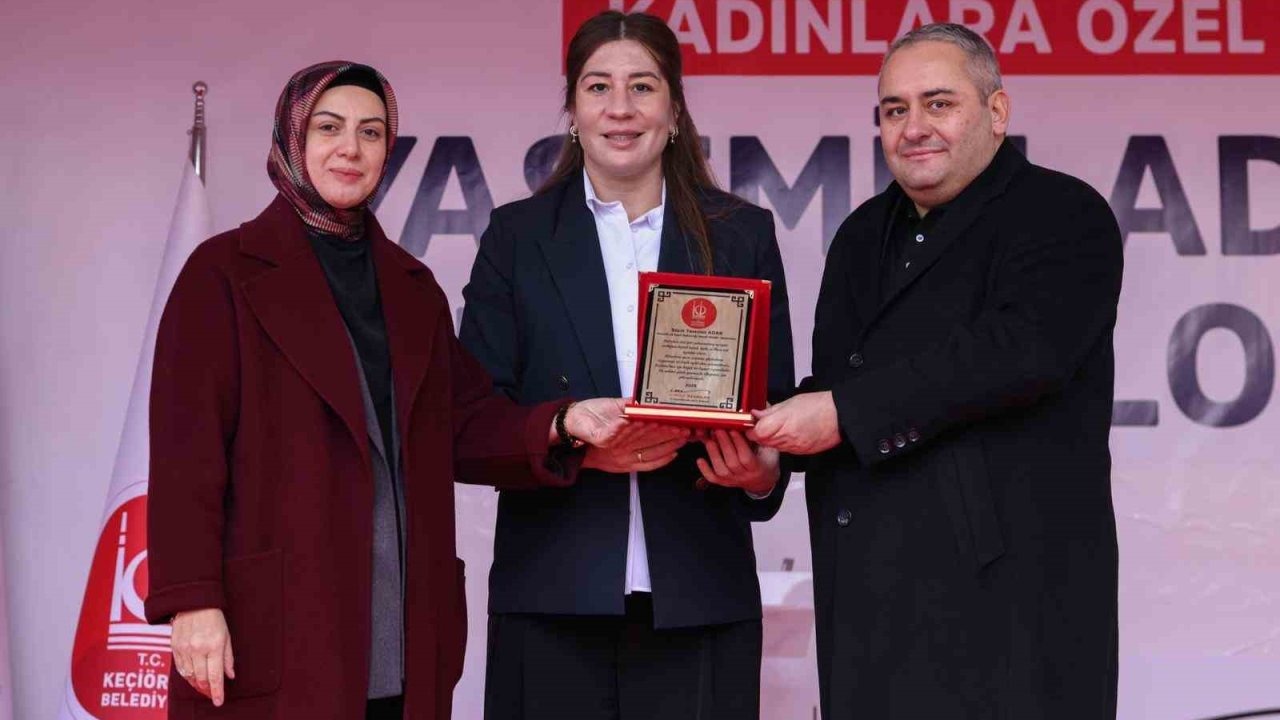 Yasemin Adar Spor Salonu Keçiören’de kadınların hizmetinde