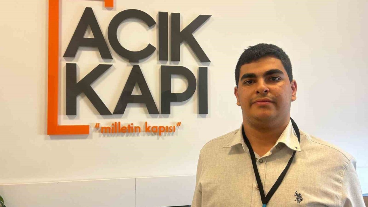 Zihinsel engelli Eymen’in valilikte çalışma hayali gerçek oldu