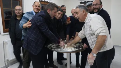 Sivas’ta kış gecelerinin vazgeçilmez lezzeti tel helva kültürü yaşatılıyor