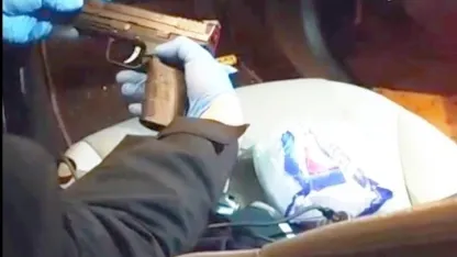 Ruhsatsız tabanca için aracına gizli bölme yapmış