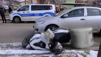 Karaman’da Otomobil ile Motokurye Çarpıştı: 1 Yaralı