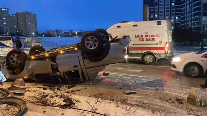 Karaman’da buzlanma kazaya yol açtı: 2 yaralı