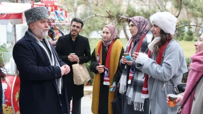 EĞİTİM-BİR-SEN’den ek atama bekleyen öğretmen adaylarının eylemine destek