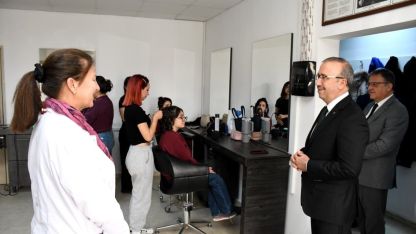 İl Milli Eğitim Müdürü Aydın, Halk Eğitim Merkezi’ndeki çalışmaları inceledi