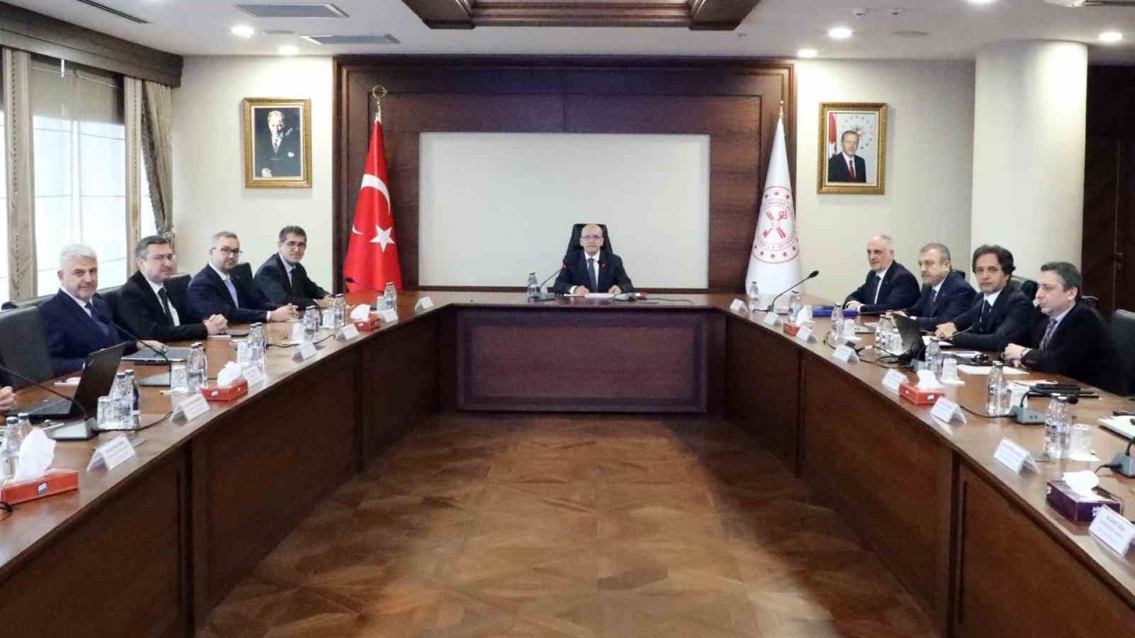 Finansal İstikrar Komitesi, Bakan Şimşek başkanlığında toplandı