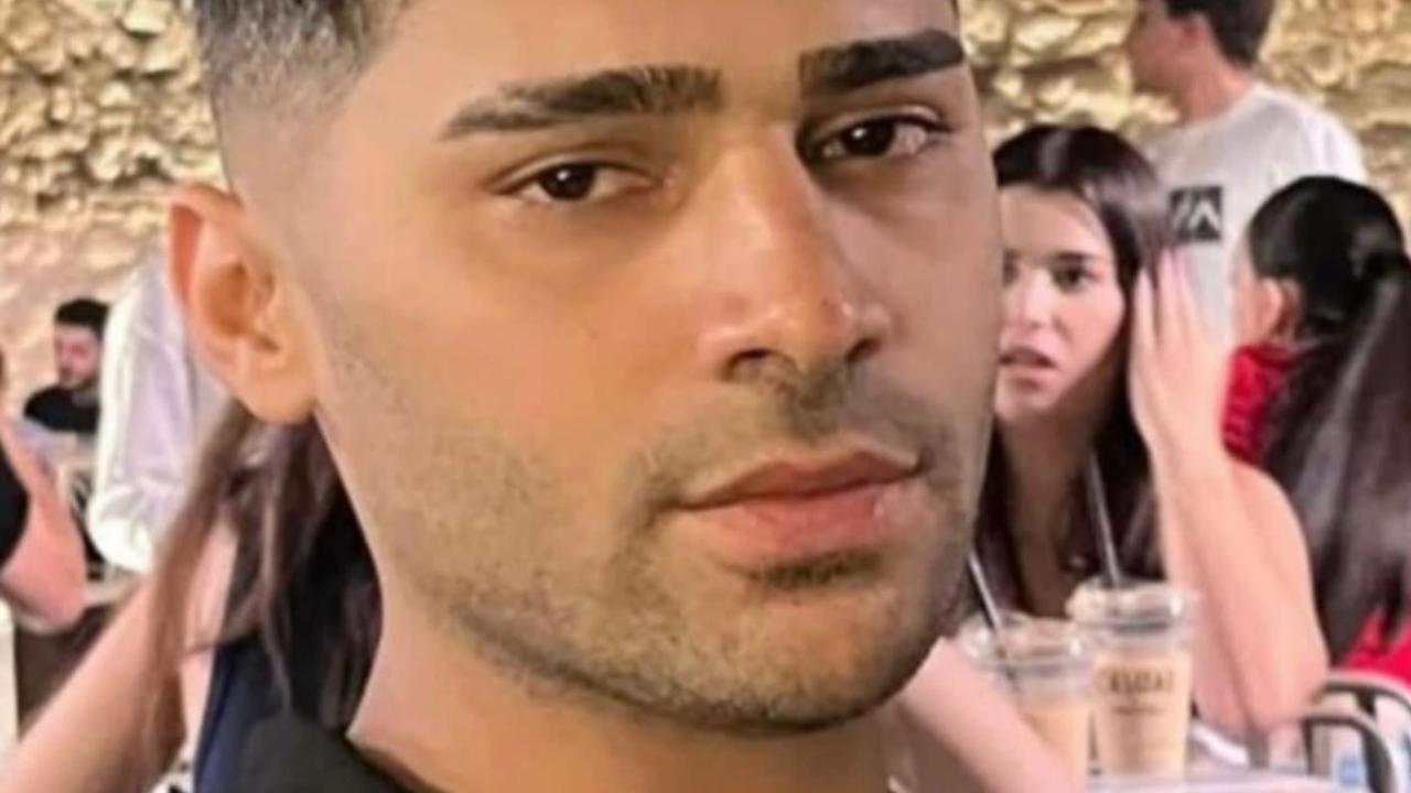 Kamyona çarpan motosikletli genç hayatını kaybetti