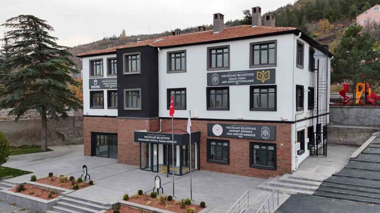 Melikgazi’den ilçeye vizyon katan birbirinden güzel sosyal tesisler