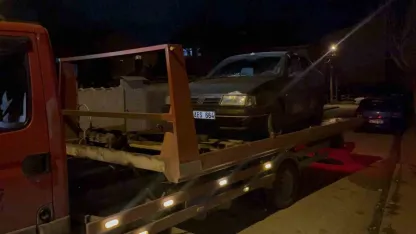 Sürücü ’dur’ ihtarına uymayıp kaçtı, ara sokakta terk ettiği araca 27 bin TL para cezası kesildi