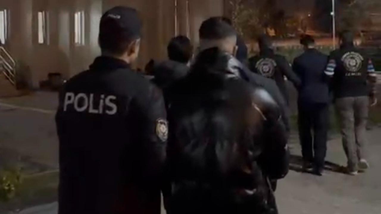 Bornova’da Erasmus Öğrencilerine Sahte Polis Şoku: 3 Kişi Tutuklandı