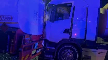 Freni boşalan tanker zincirleme kazaya sebep oldu: 1 yaralı