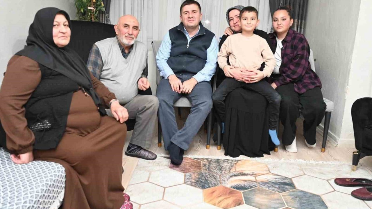 Kırıkkale Valisi Sarıibrahim, Çelik ailesinin iftar sofrasına konuk oldu