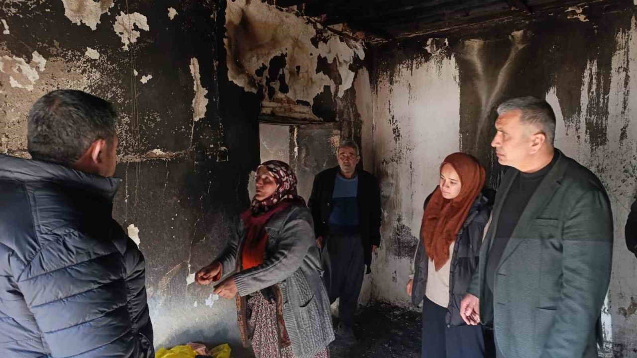 Niğde’de yangın çıkan evde inceleme yapıldı