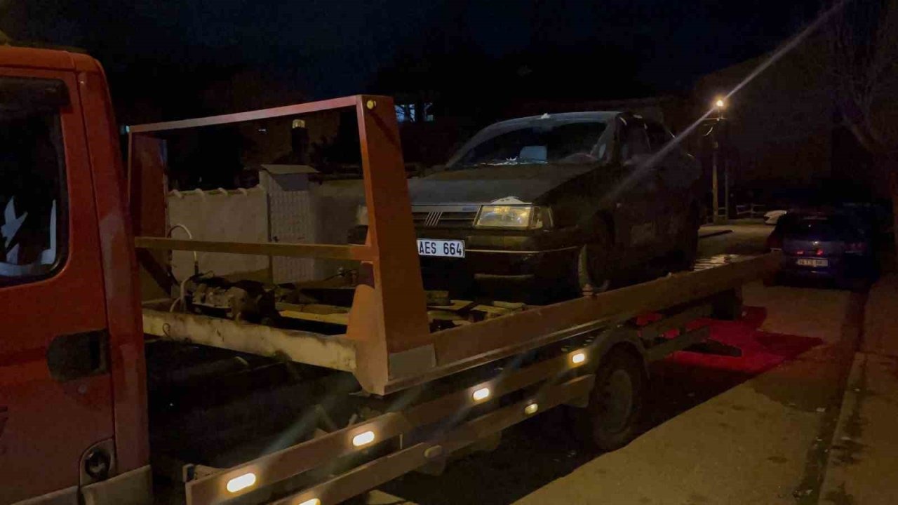 Sürücü ’dur’ ihtarına uymayıp kaçtı, ara sokakta terk ettiği araca 27 bin TL para cezası kesildi