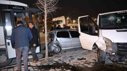 Önce kaza, sonra kavga ettiler: 2 yaralı