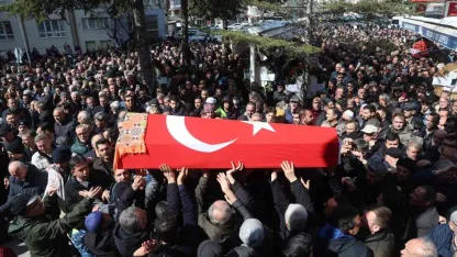 Fatma Nur öğretmenin acılı amcası: "Fatma Nur okulunda sevilen, iyi bir öğretmendi"