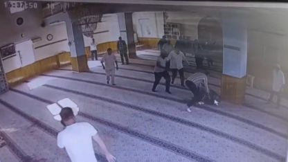 Camideki cinayette sanığa tahrik indirimi ile 16 yıl hapis