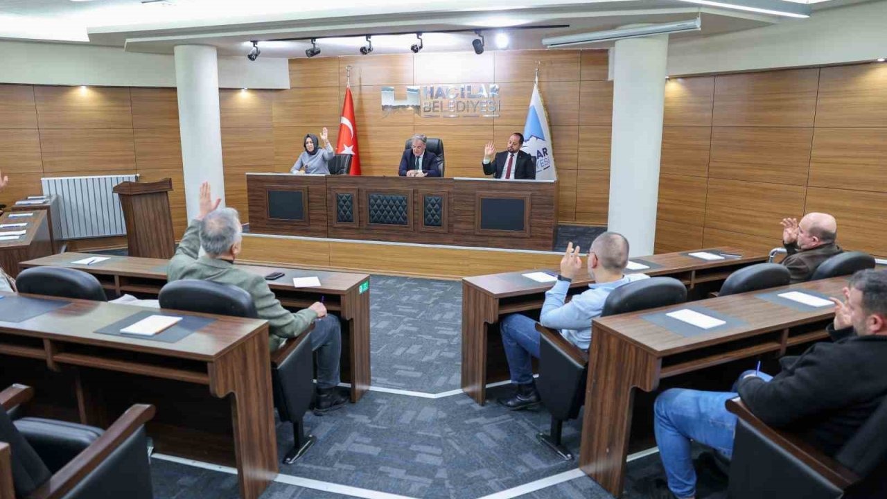 Başkan Özdoğan: "Hacılar’da ciddi bir dayanışma örneği sergiliyoruz"