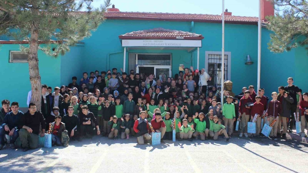 Konya’da öğrencilere bayram öncesi bayram sevinci yaşattılar