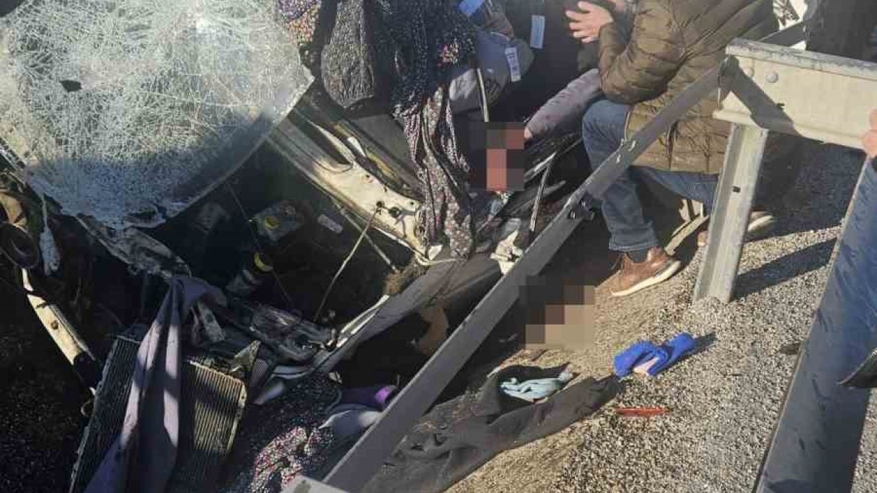 Ticari araç bariyere çarptı: 1 yaralı