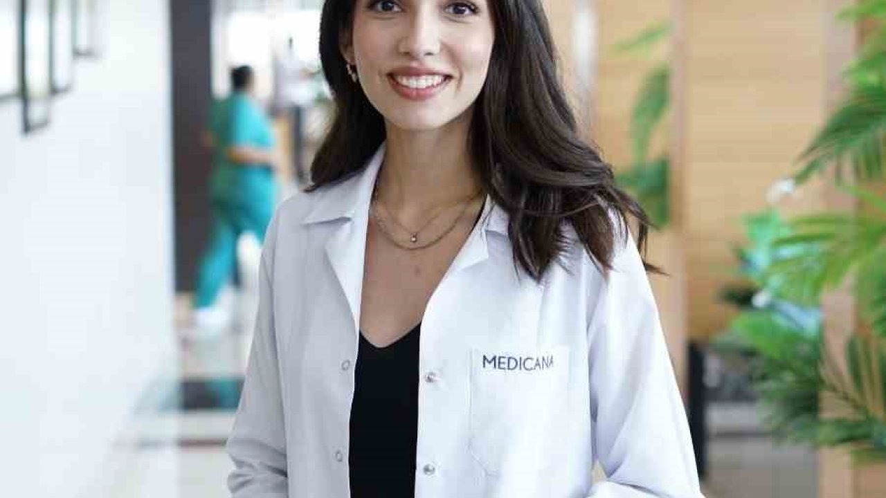 Uzmanından uyarı: "3 günde 1 haftalık kalori almak mümkün"