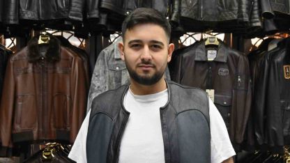 7 yaşında yırtık yapıştırarak başladığı dericilikte şimdi dünyaya satış yapıyor