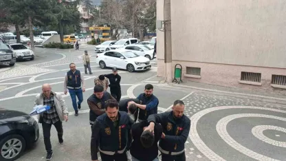 Akşehir’de uyuşturucu operasyonu: 3 tutuklama