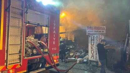 Yozgat’ta hurdacıda çıkan yangın söndürüldü