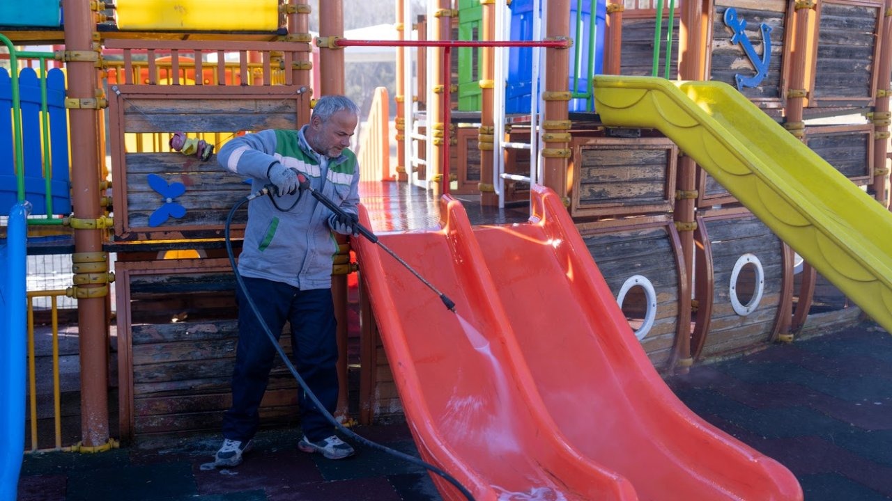 Gölbaşı’nda parklar yaza hazırlanıyor