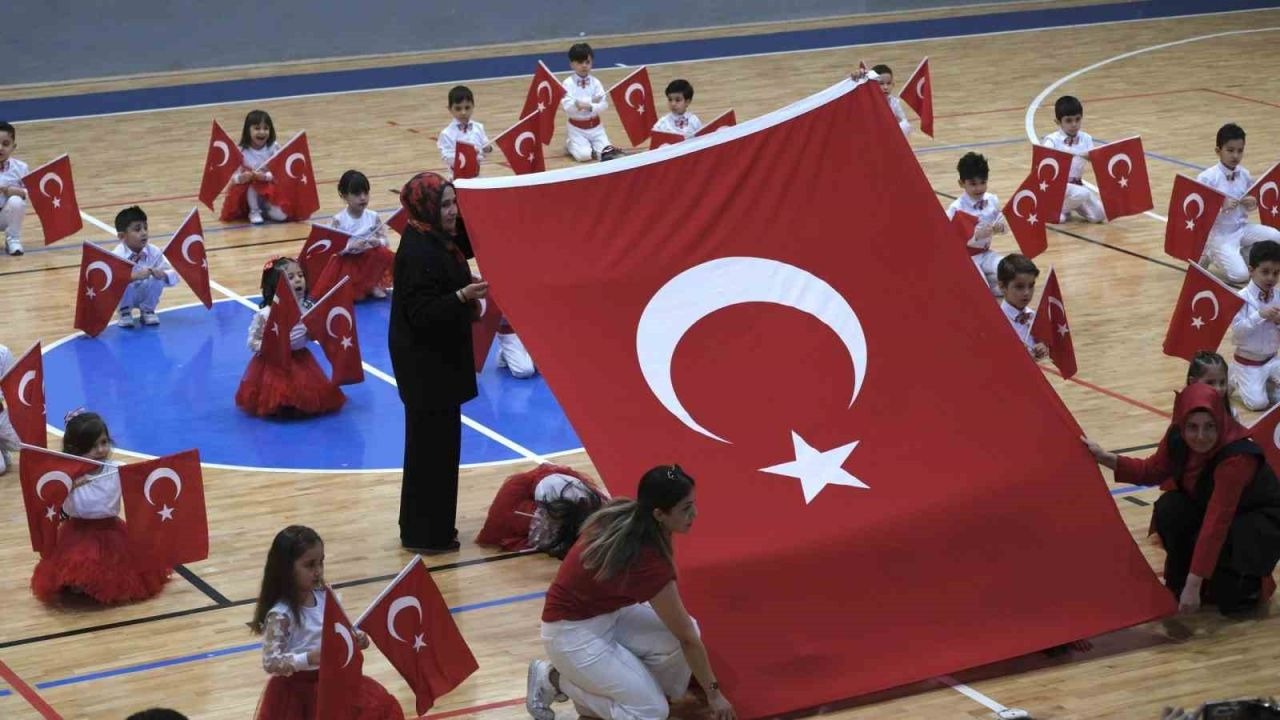 Karaman’da 23 Nisan coşkusu