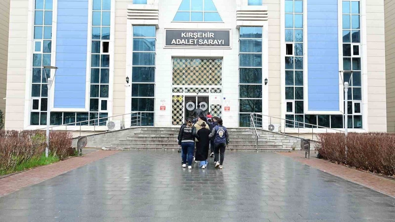 Kırşehir merkezli yasa dışı bahis operasyonunda 8 tutuklama