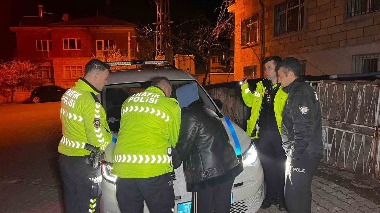 Nevşehir’de İlginç Olay: Kaza sonrası, Arkadaşı aracı kaçırdı