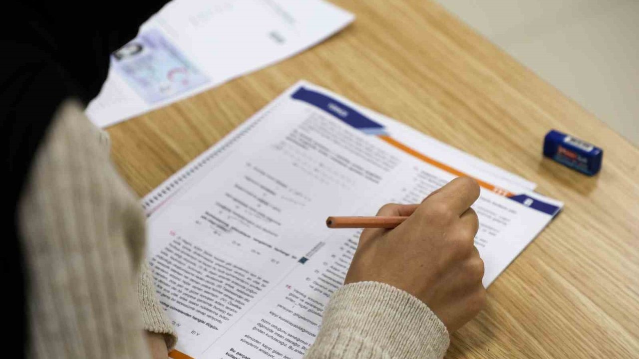 Uzmanlardan sınav kaygısı uyarısı: "Dengeli kaygı, başarıyı artırır"