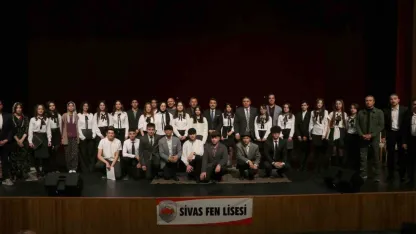 Lise öğrencileri Veysel’in hayatını sahneye taşıdı