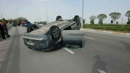 Aksaray’da otomobil ile hafif ticari araç çarpıştı: 2 yaralı